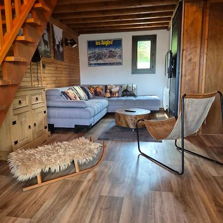 Chalet 8 Couchages A 100M Du Bas Des Pistes Et Commerces Les Angles  Exterior photo